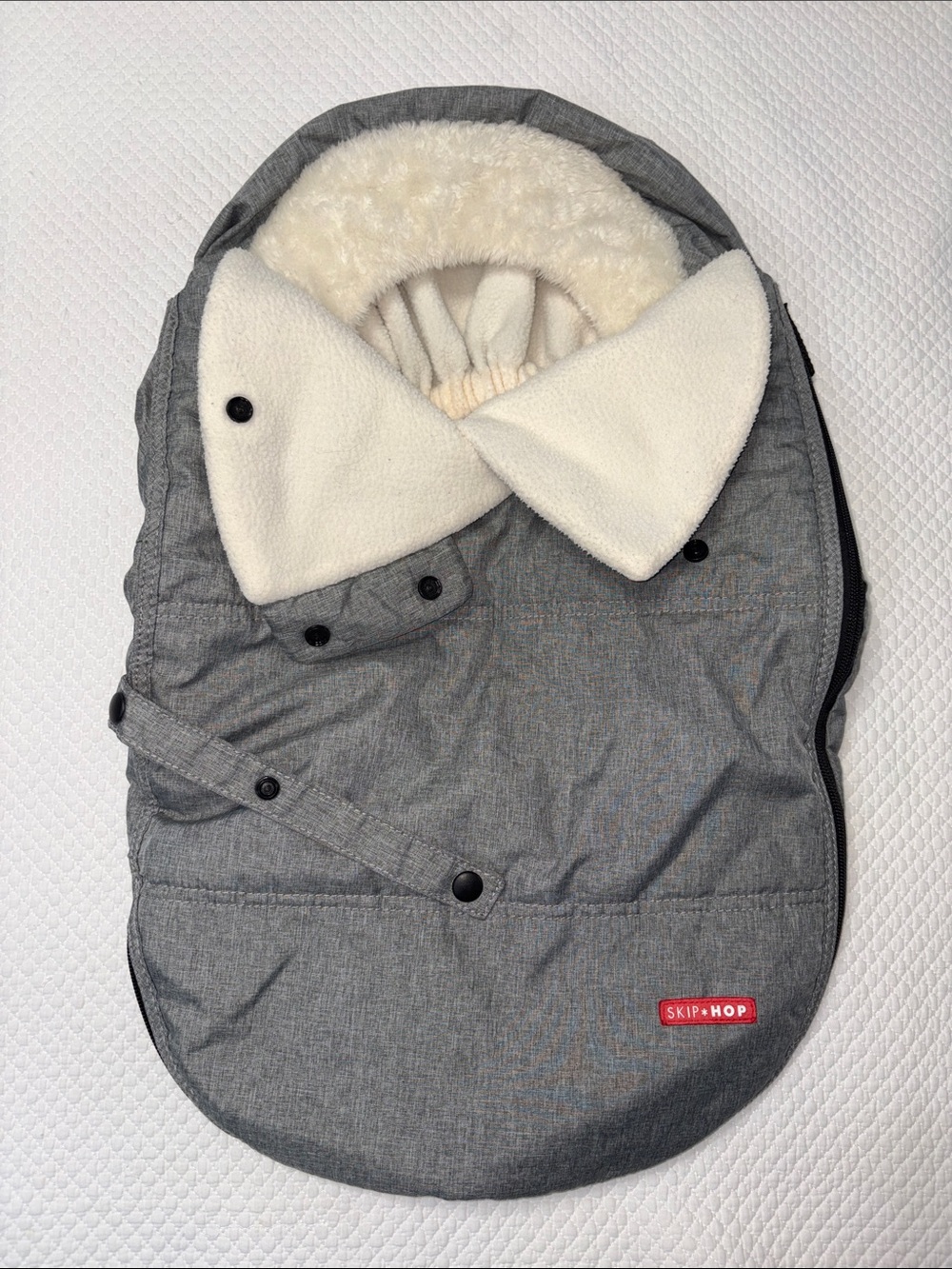 Skip Hop Heather Gray Infant Footmuff for Car seat with Cream Lining